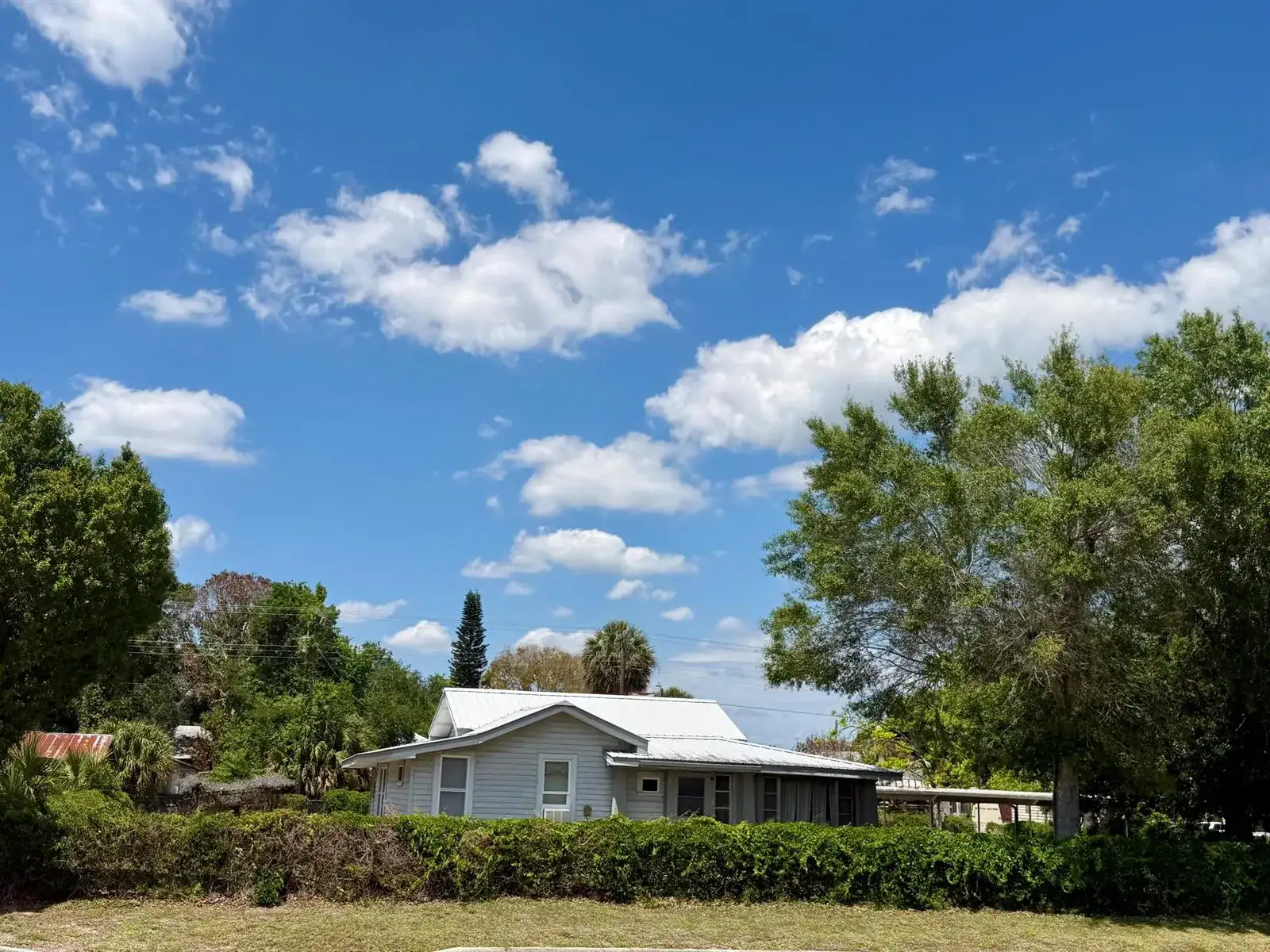 207 SE 4th Street, Okeechobee FL 34974 photo 2