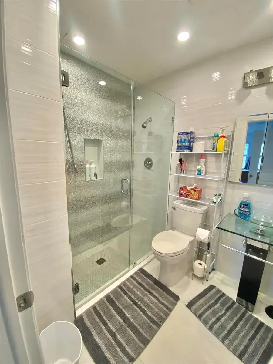 68 Stratford E, West Palm Beach FL 33417 photo 3