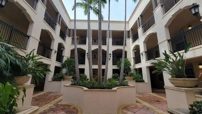 4445 El Mar Drive # 303, Lauderdale By The Sea FL 33308