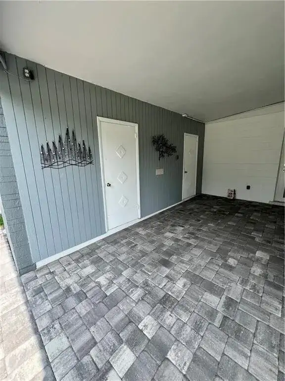 1950 Cortez Boulevard, Fort Pierce FL 34982 photo 3