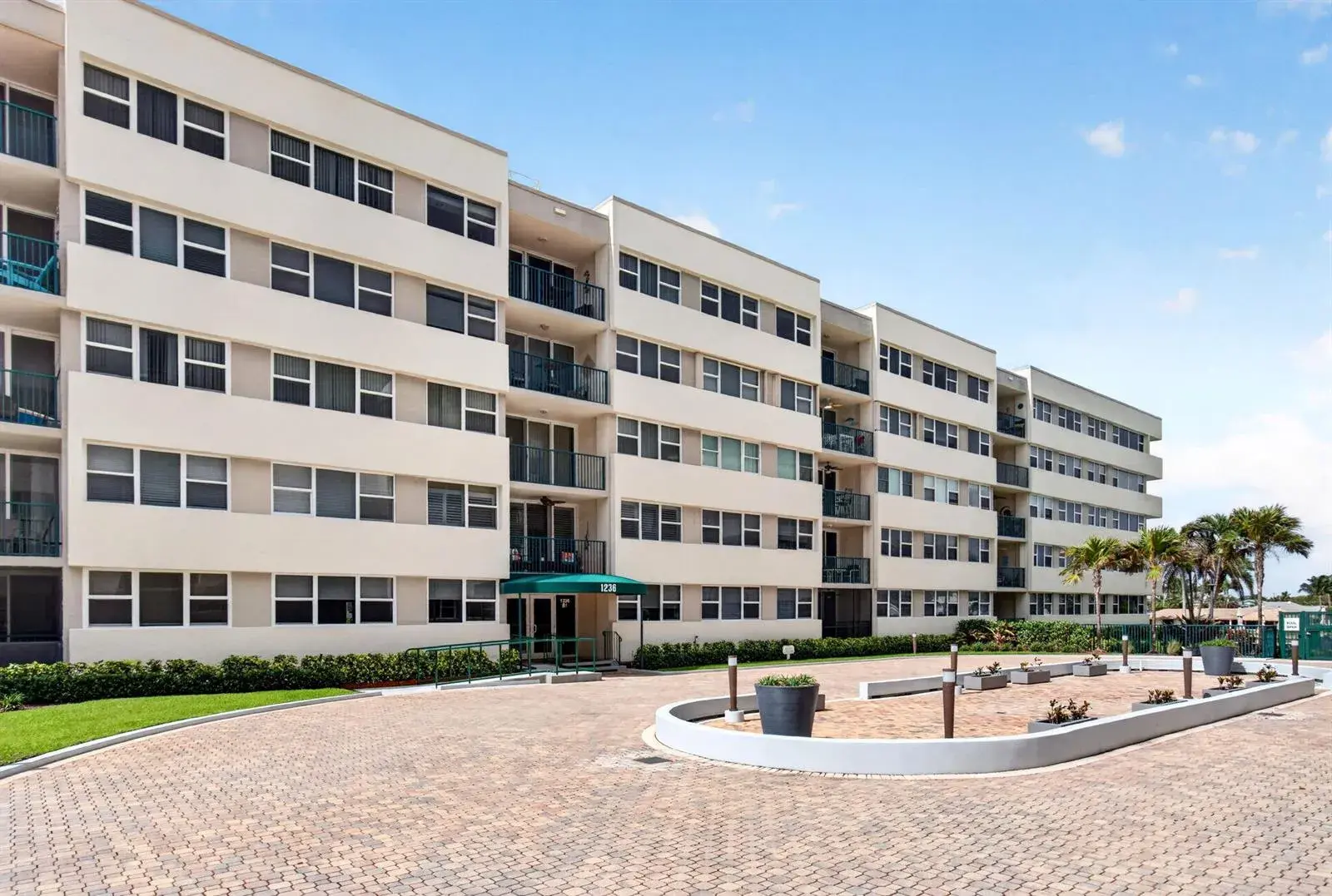 1236 Hillsboro Mile # 406, Hillsboro Beach FL 33062 photo 2