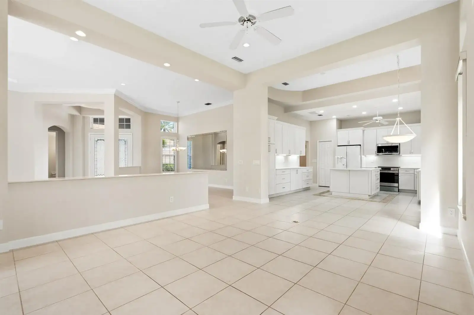 2534 SW Manor Hill Drive, Palm City FL 34990 photo 4