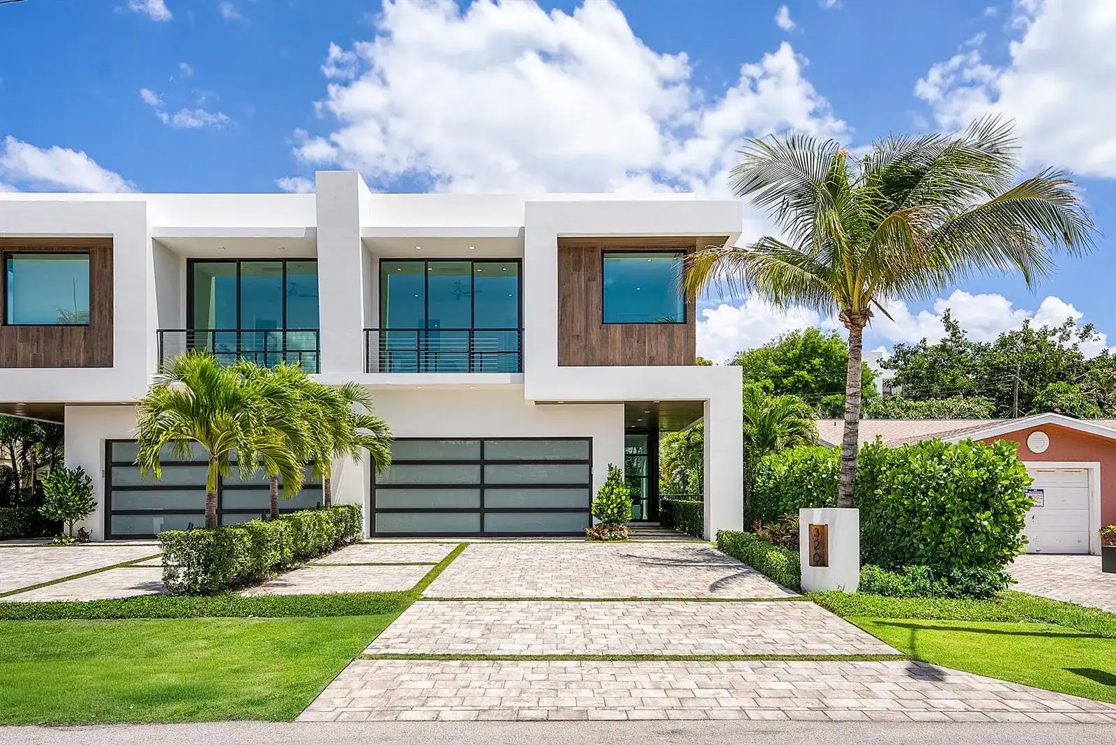 320 NE Wavecrest Way, Boca Raton FL 33432
