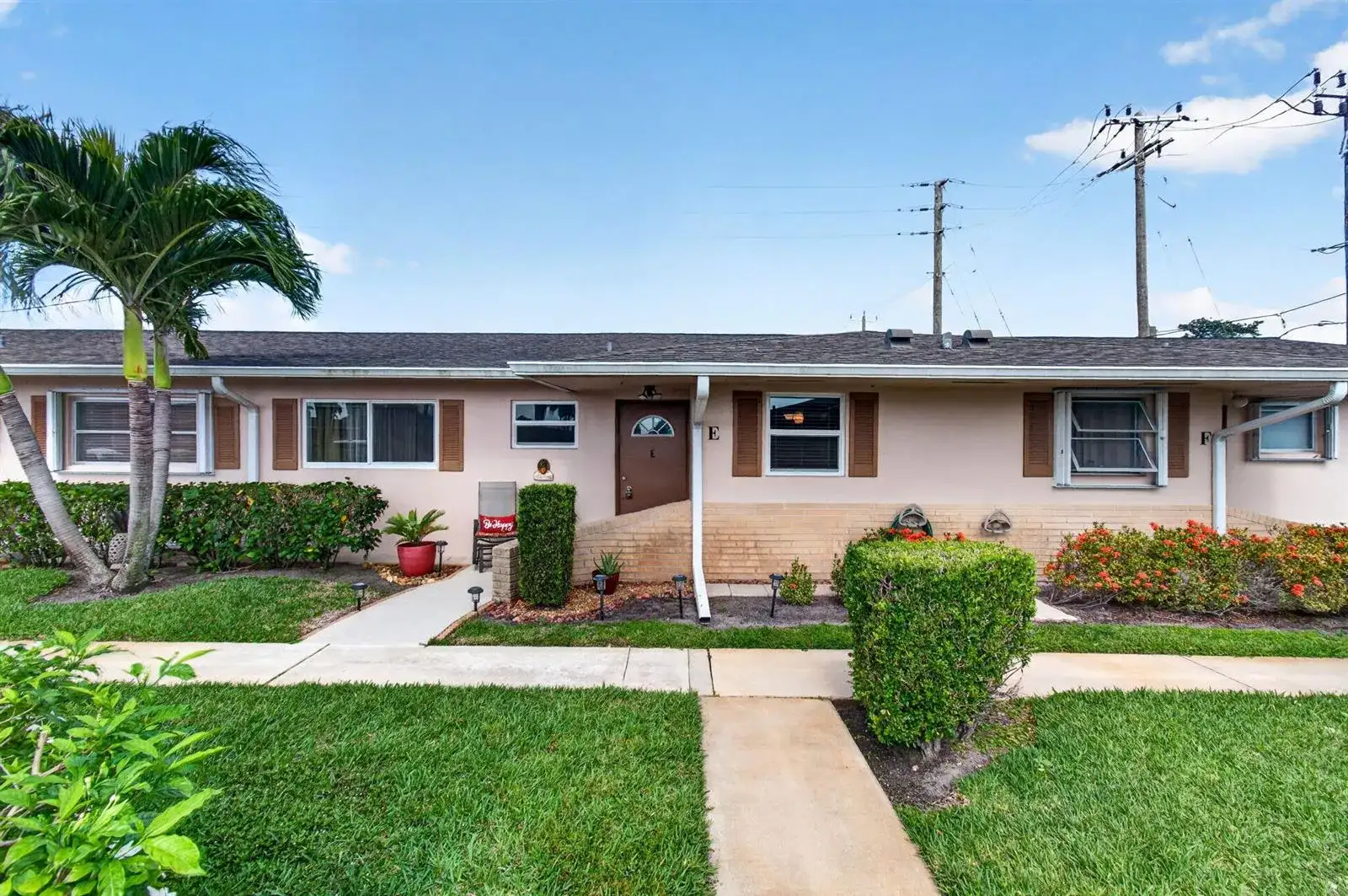 2533 Dudley Dr, West Palm Beach FL 33415 photo 3