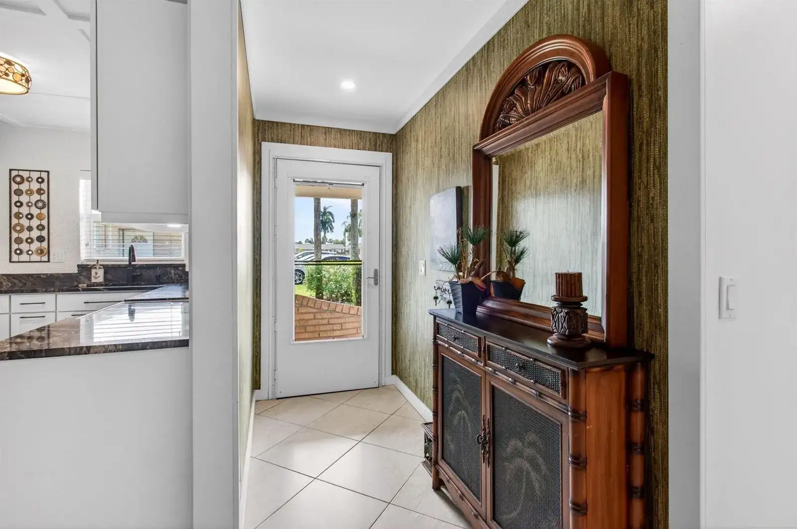 2533 Dudley Dr, West Palm Beach FL 33415 photo 5