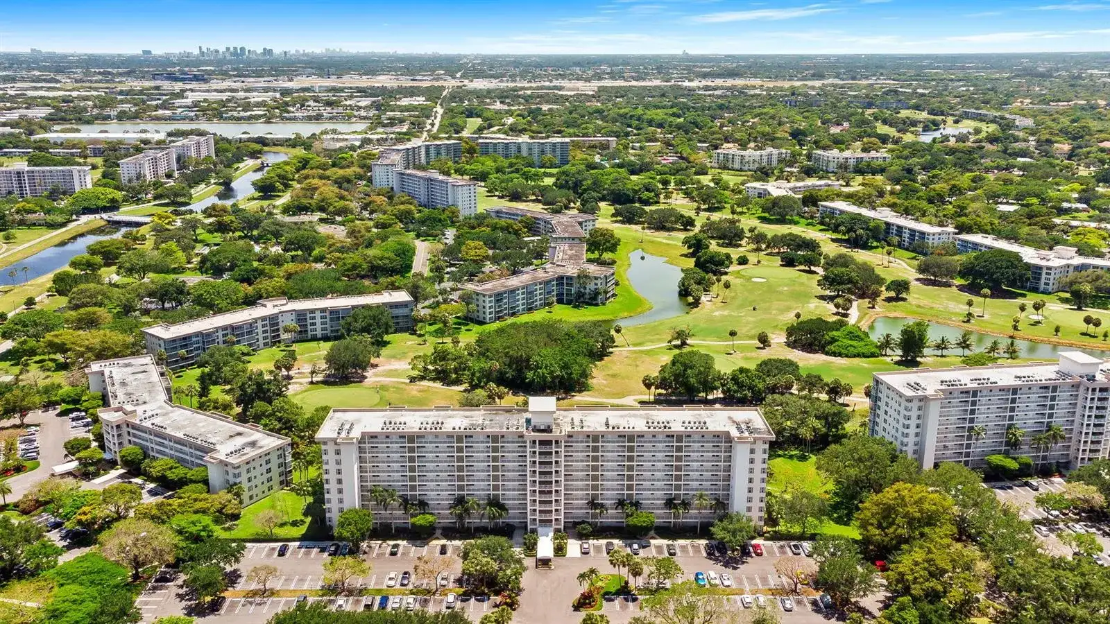 3510 Oaks Way # 1002, Pompano Beach FL 33069 photo 2