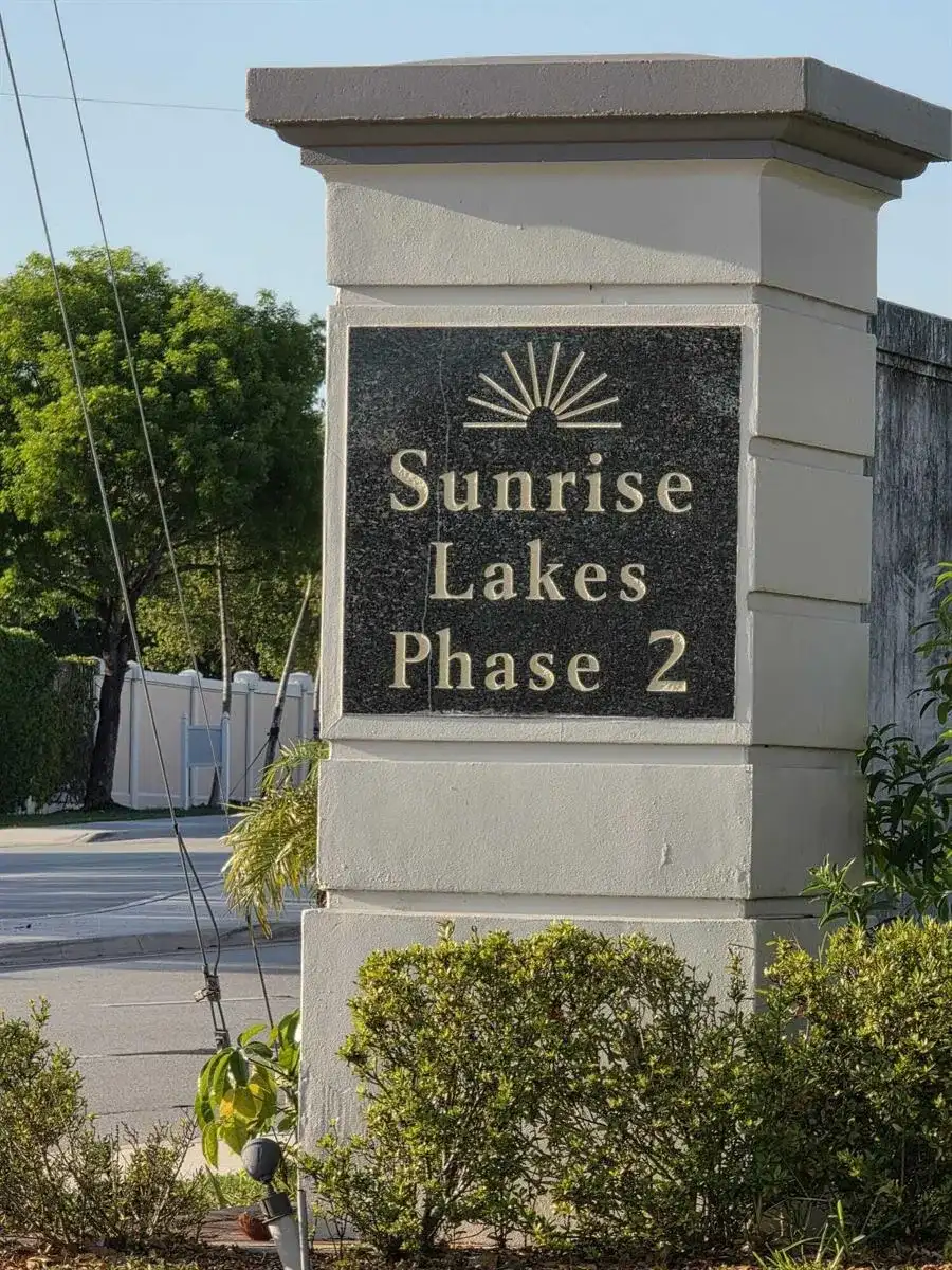 8400 Sunrise Lakes Boulevard # 107, Sunrise FL 33322