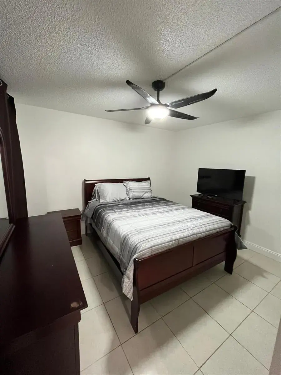 7041 Environ Boulevard # 127, Lauderhill FL 33319 photo 4