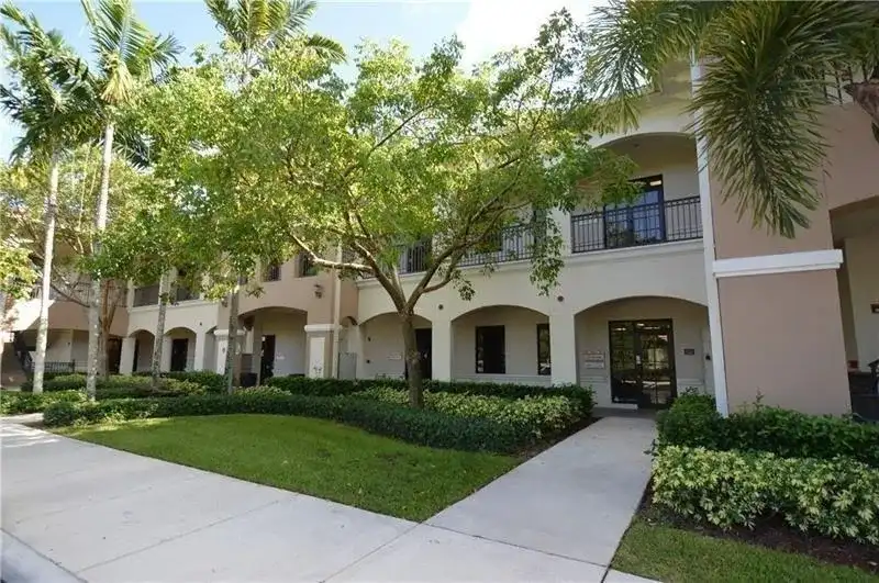 7551 Wiles Road # 103, Coral Springs FL 33067