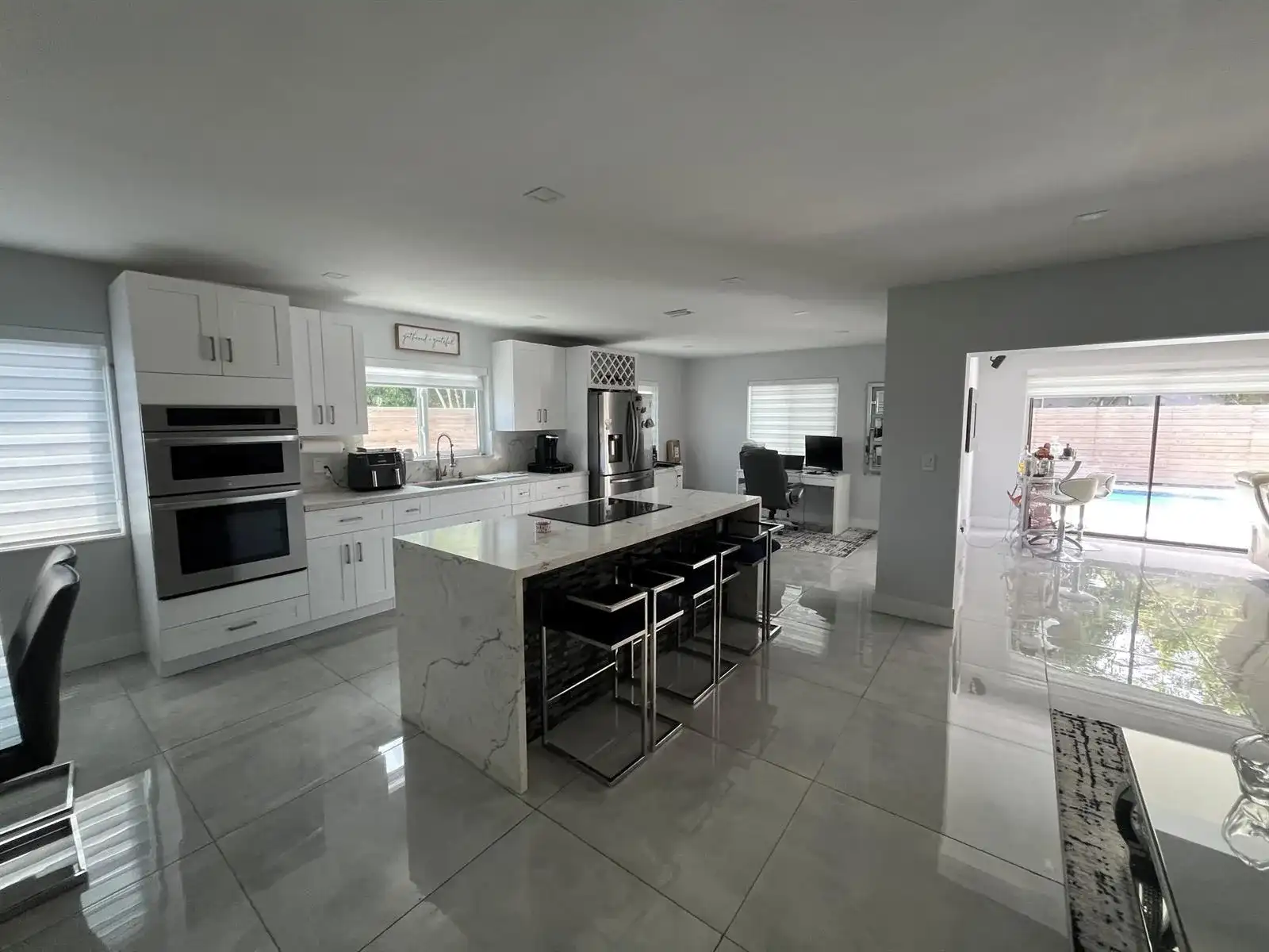 6800 SW 7th Place, North Lauderdale FL 33068