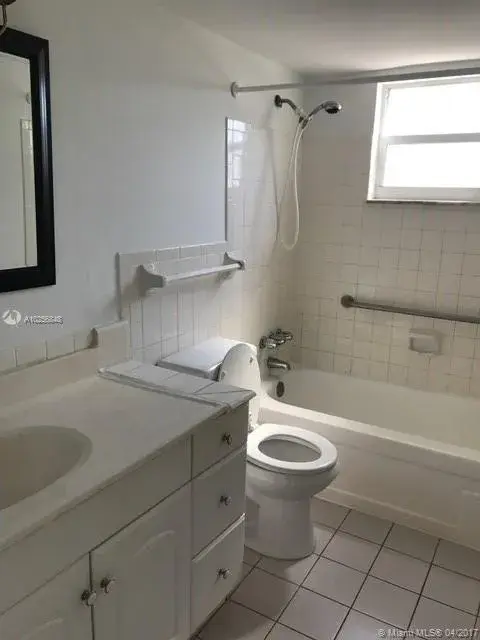 1830 Dixianna Street # 201, Hollywood FL 33020