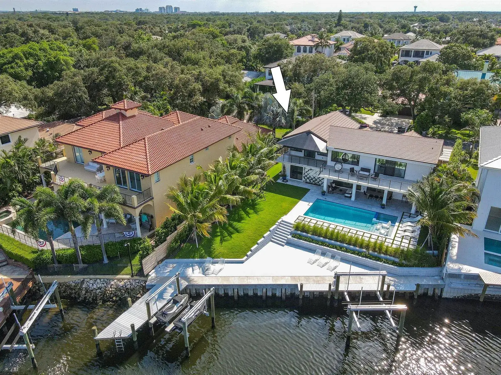 12880 S Shore Drive, Palm Beach Gardens FL 33410 photo 2