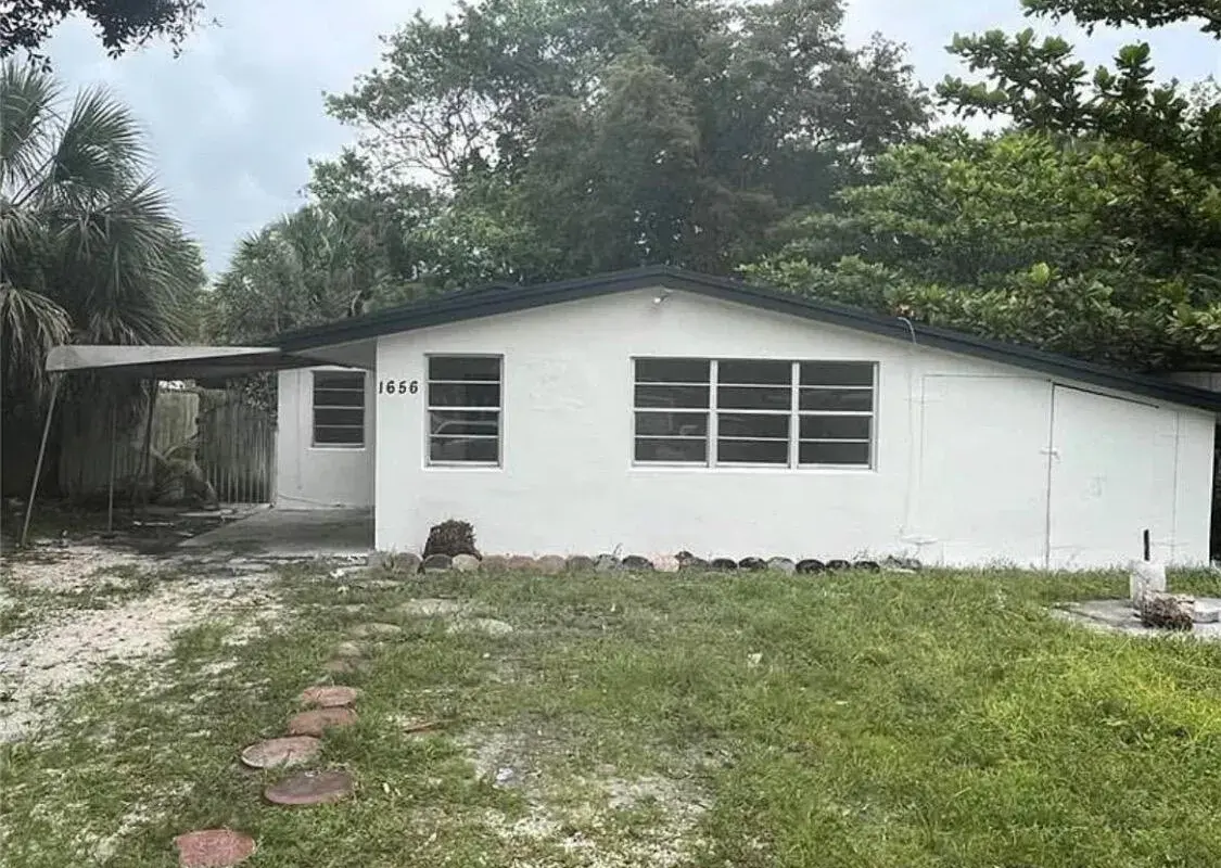 1656 SW 30th Avenue, Fort Lauderdale FL 33312