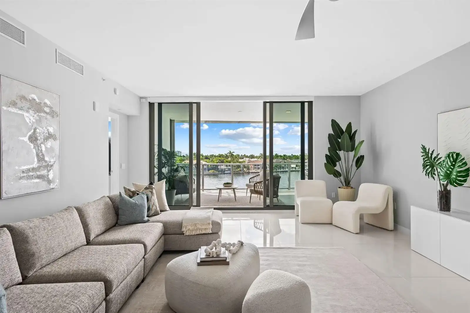 435 Bayshore Drive # 302, Fort Lauderdale FL 33304