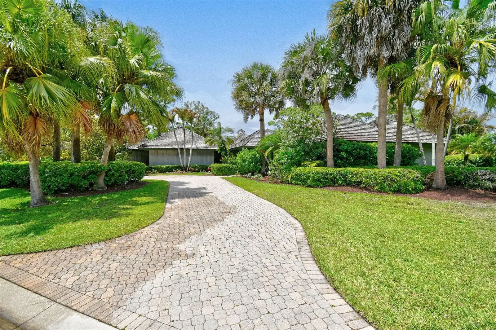 6980 SE Winged Foot Drive, Stuart FL 34997 photo 2