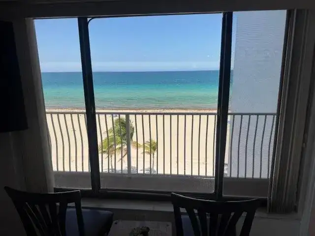 300 Oregon Street # 502, Hollywood FL 33019 photo 2