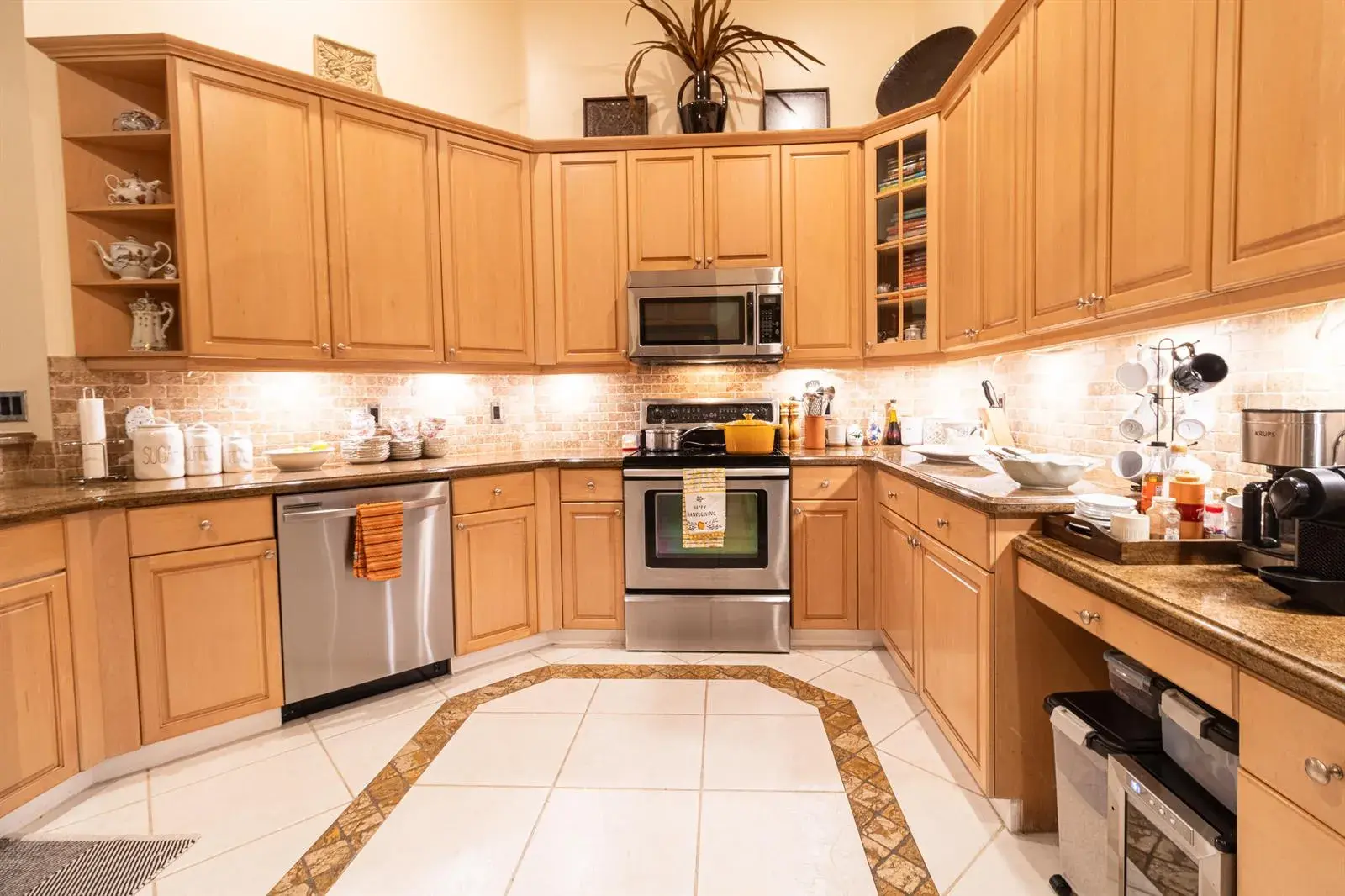 5062 Kensington Circle, Coral Springs FL 33076
