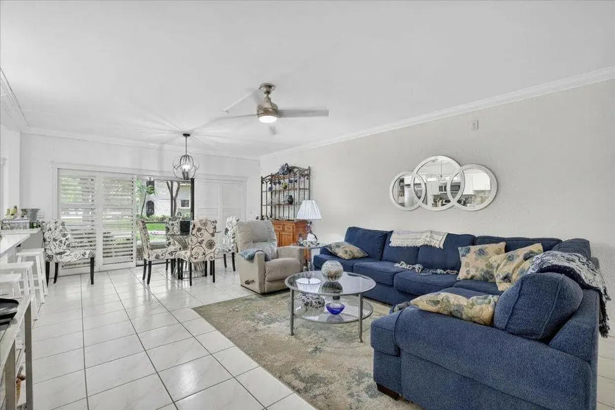 6328 W Longboat Ln Lane W # 101, Boca Raton FL 33433