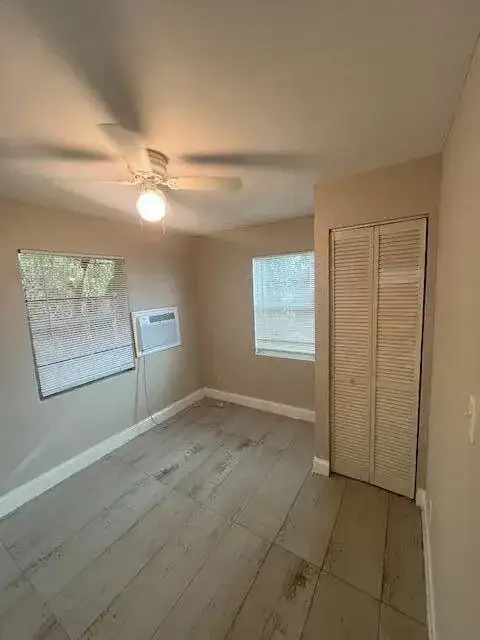 725 21st Street # 2, West Palm Beach FL 33407 photo 4