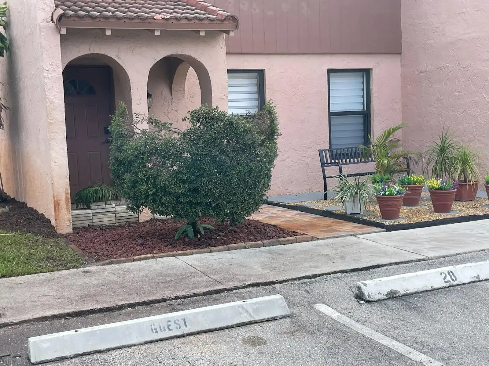 28 Madrid Lane, Davie FL 33324 photo 2