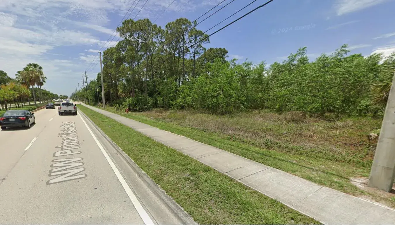 325 NW Prima Vista Boulevard, Port St. Lucie FL 34983