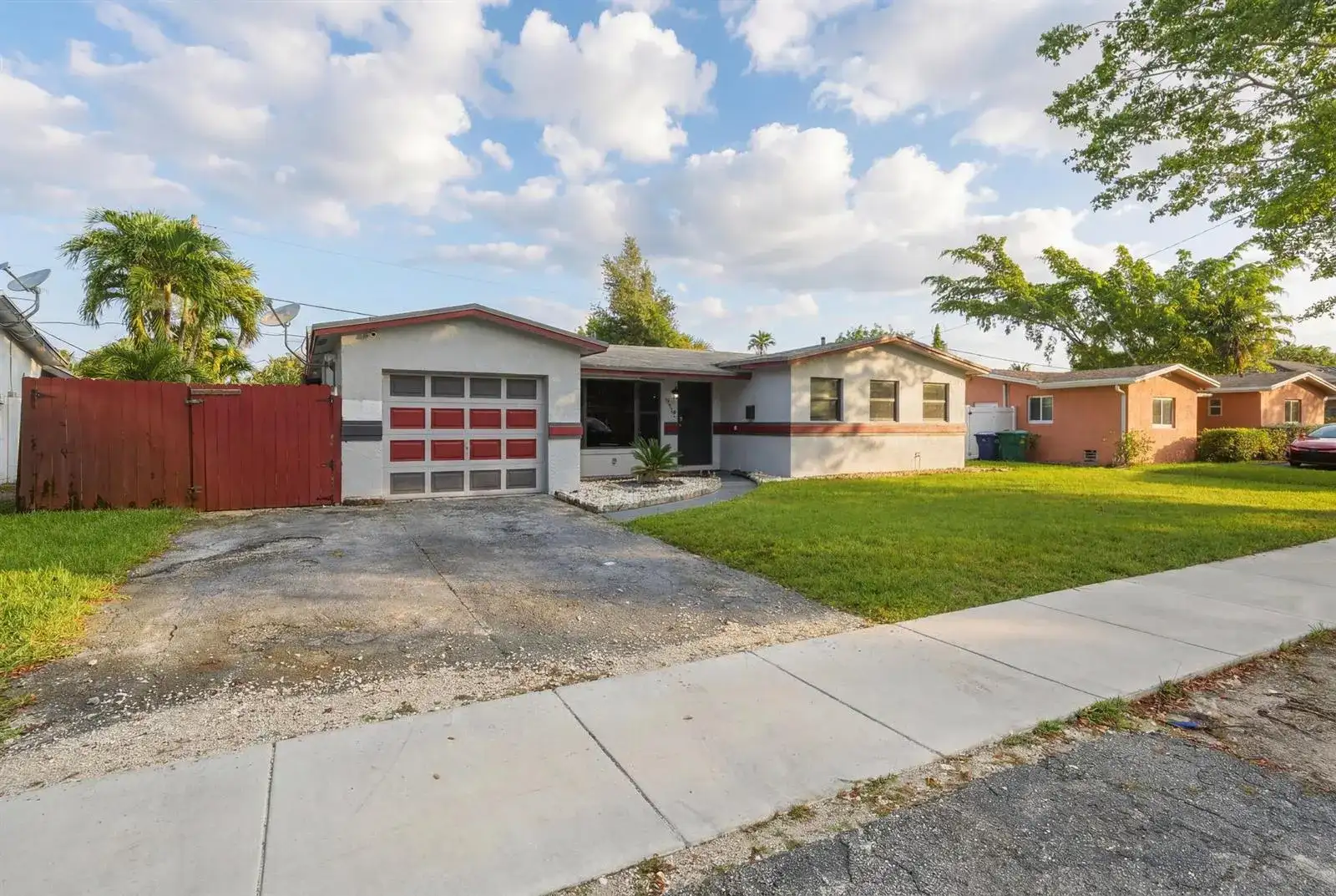 4841 NW 19th Street, Lauderhill FL 33313 photo 2