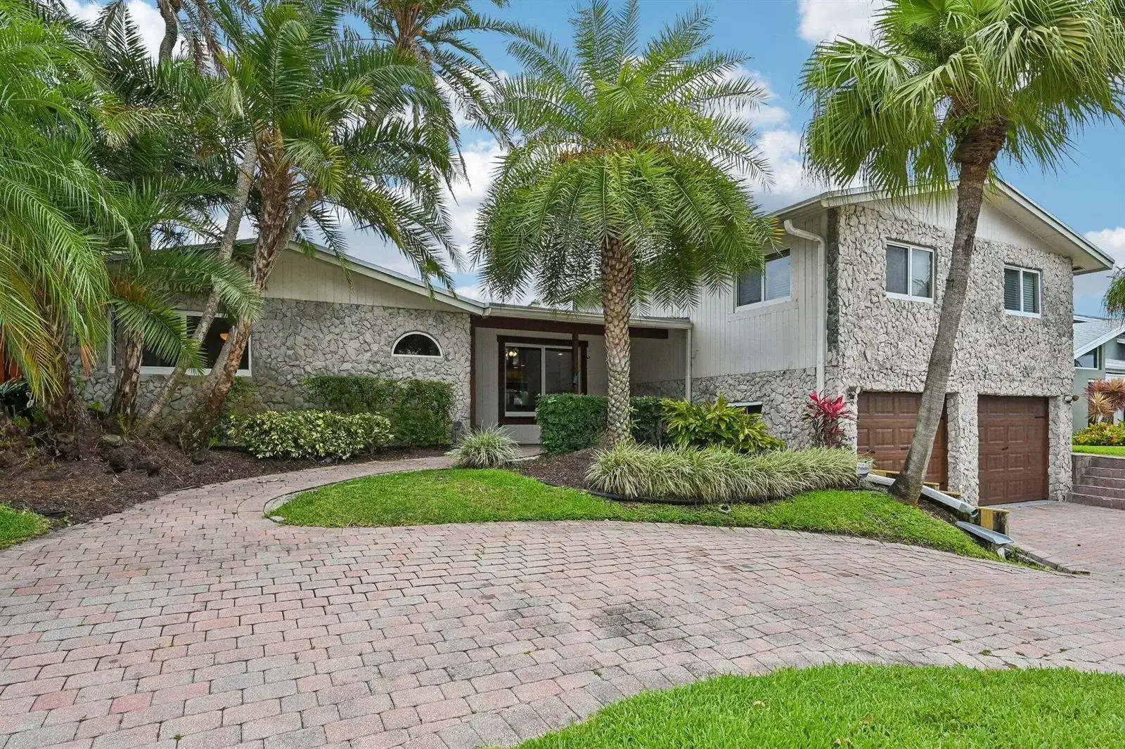 1232 NW 14th Street, Boca Raton FL 33486 photo 3
