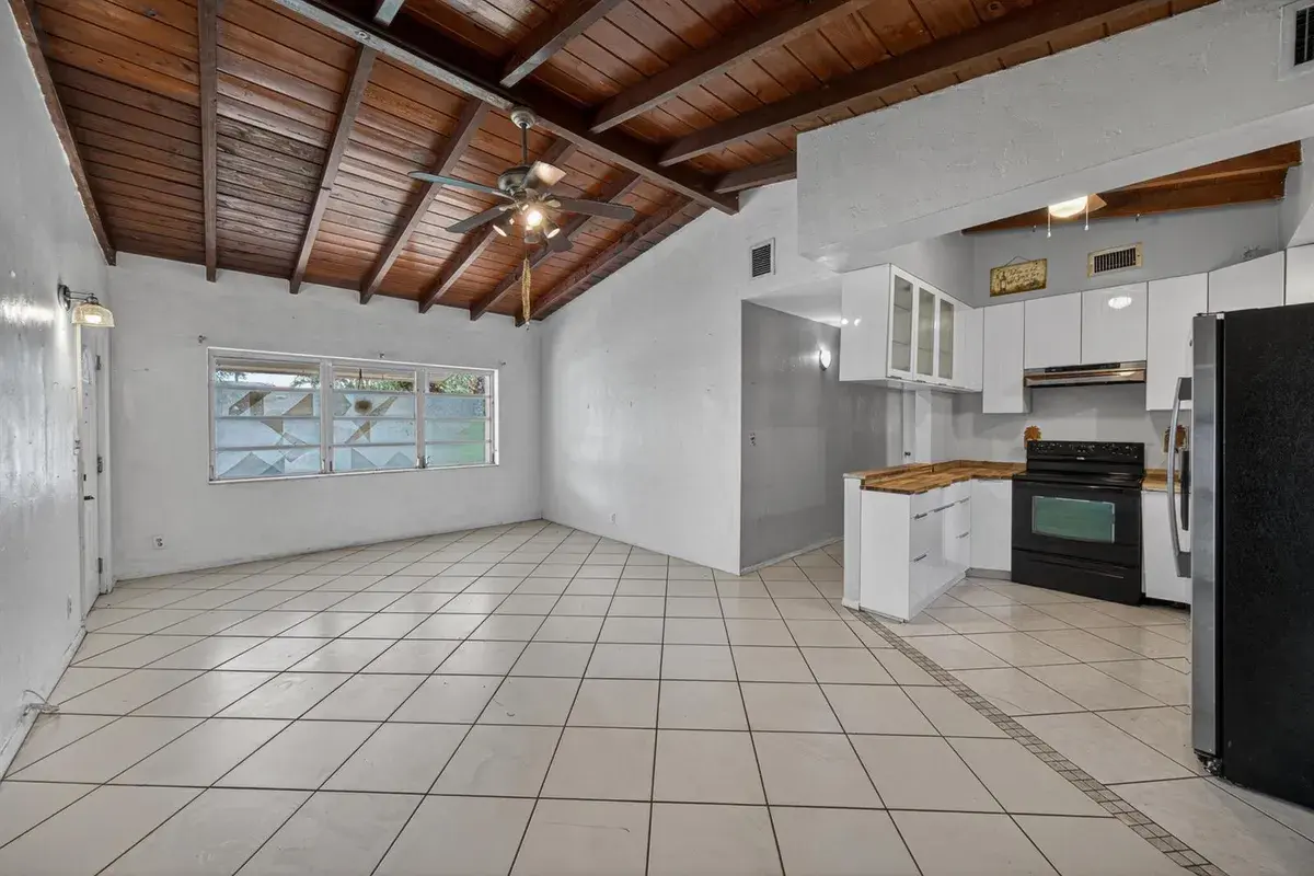 1425 SW 19th Avenue, Fort Lauderdale FL 33312