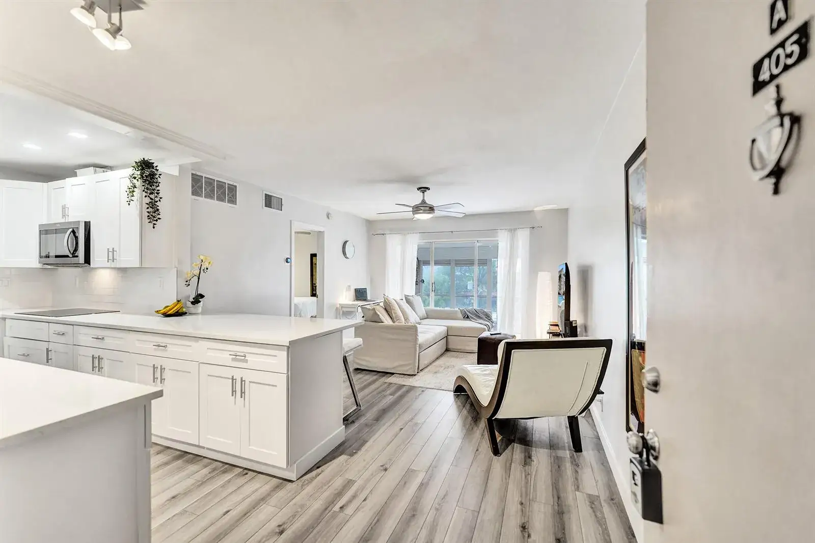 3040 NE 16th Avenue # A405, Oakland Park FL 33334
