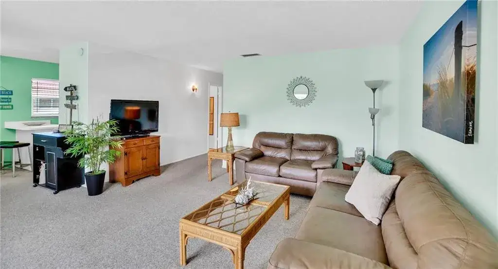 6 Vista Palm Lane # 202, Vero Beach FL 32962 photo 3