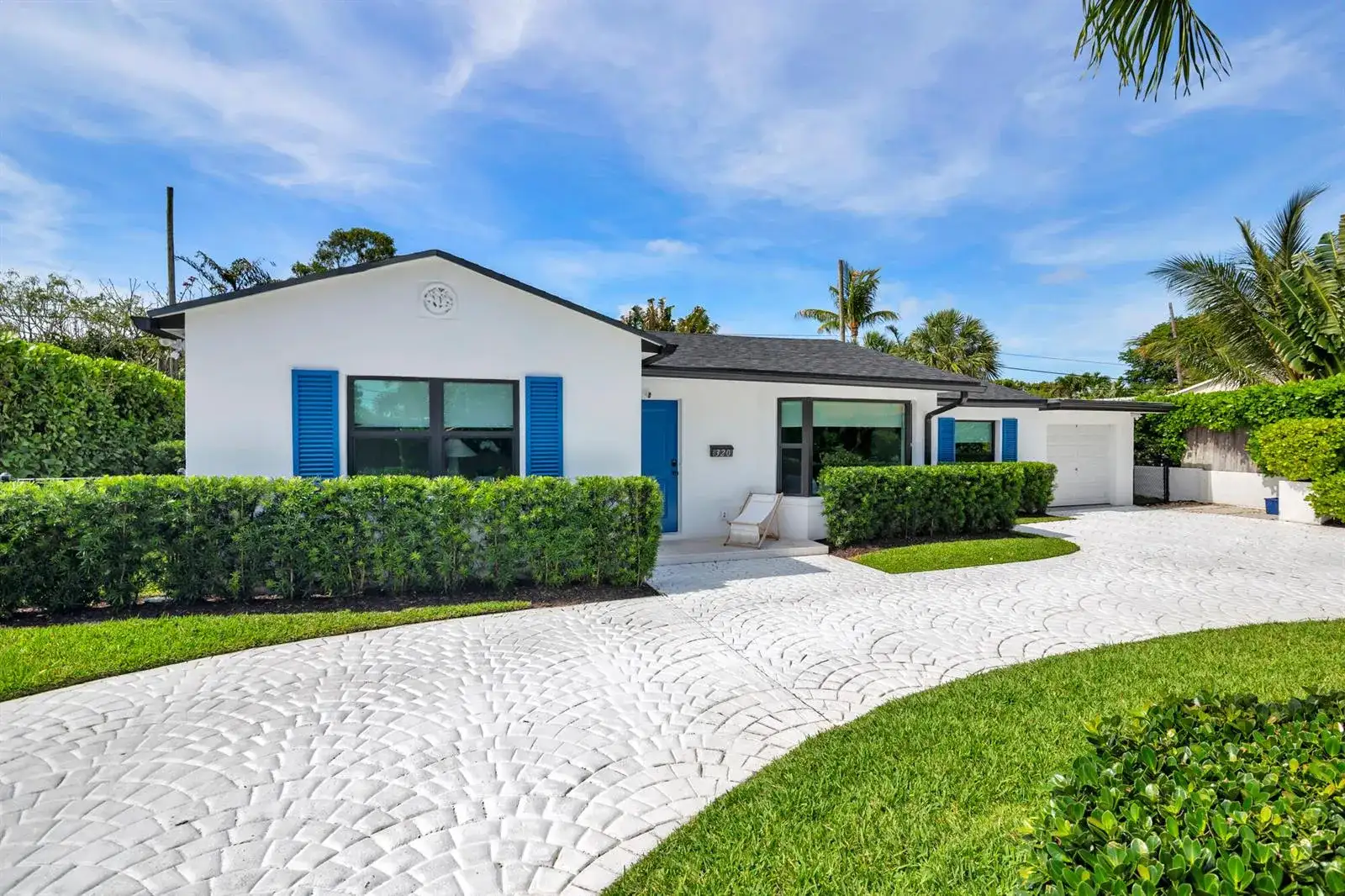 320 Linda Lane, West Palm Beach FL 33405 photo 2