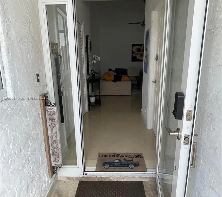 4920 SW 27th Avenue, Fort Lauderdale FL 33312
