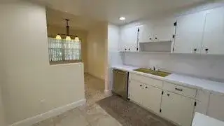 100 Stratford H, West Palm Beach FL 33417 photo 2