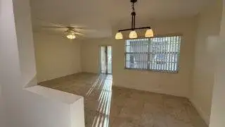 100 Stratford H, West Palm Beach FL 33417 photo 4