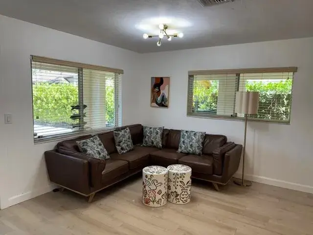 632 SW 8th Avenue, Fort Lauderdale FL 33315