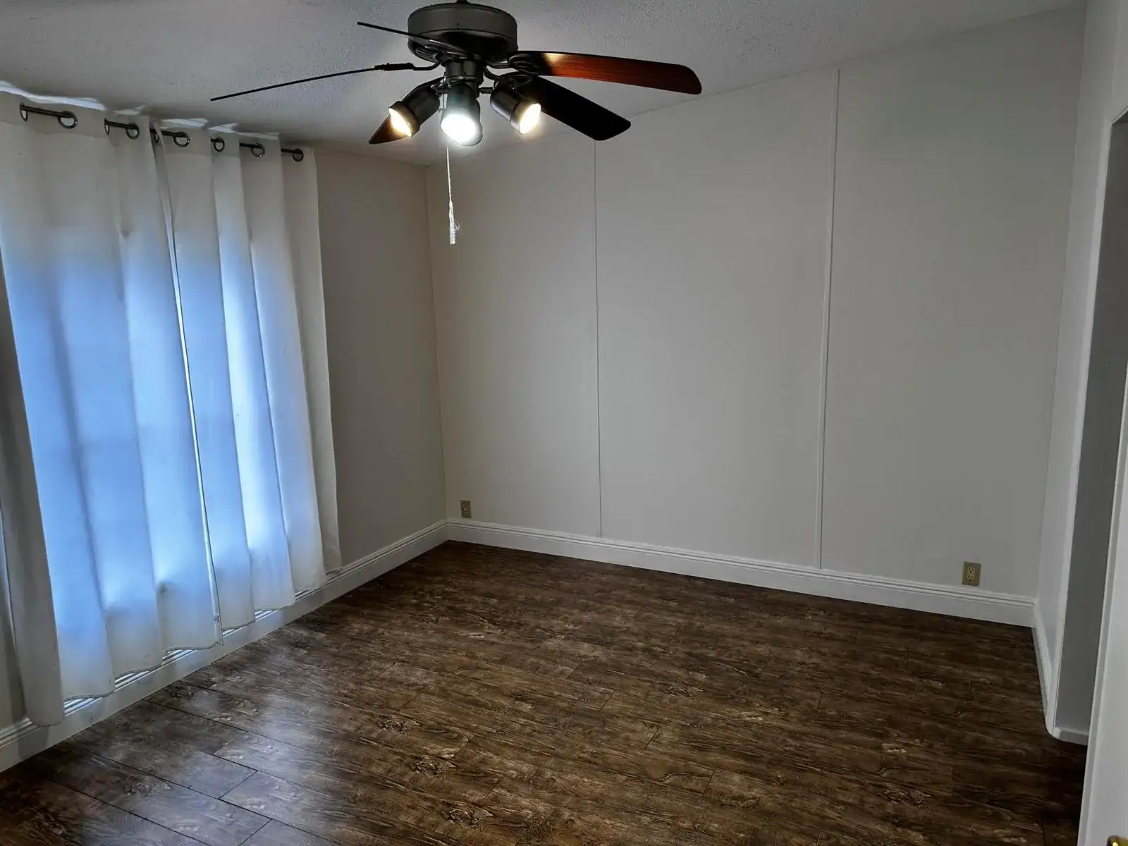1186 SW Tropical Terrace, Stuart FL 34997 photo 4