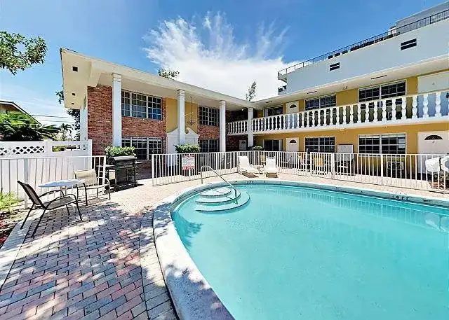 3226 NE 12th Street # 8, Pompano Beach FL 33062