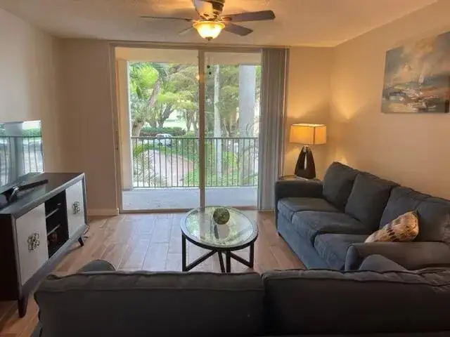 160 Yacht Club 206 Way # 206, Hypoluxo FL 33462 photo 4