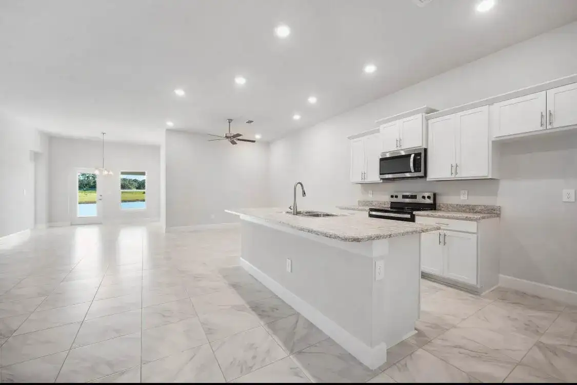 8605 Giovanni Avenue, Fort Pierce FL 34951 photo 4