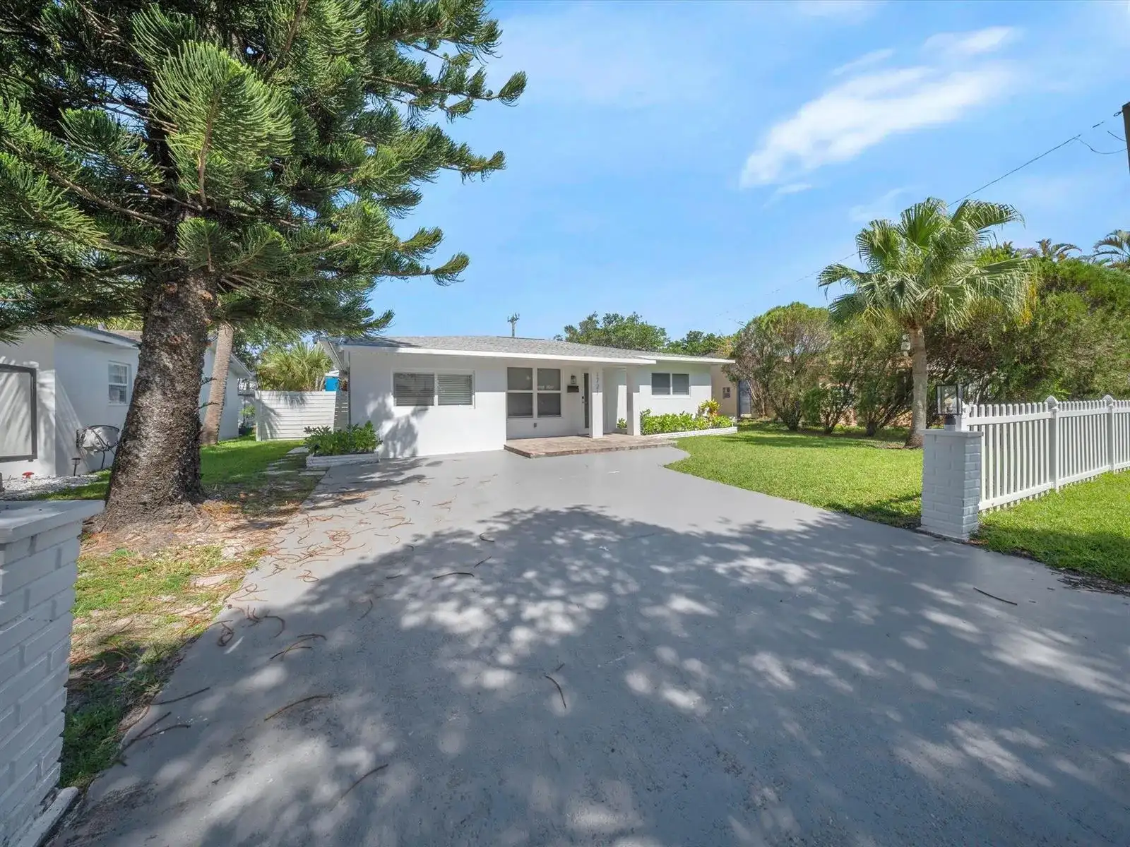 1721 N 16th Court, Hollywood FL 33020 photo 4