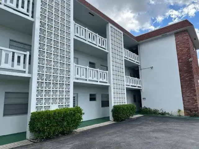 1380 NW 43 Terrace # 306, Lauderhill FL 33313 photo 2