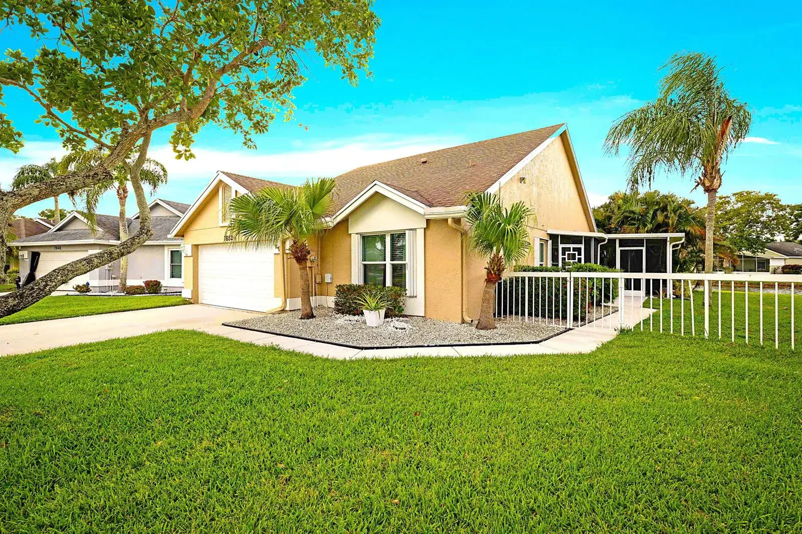 7852 Lake Champlain Court, Delray Beach FL 33446