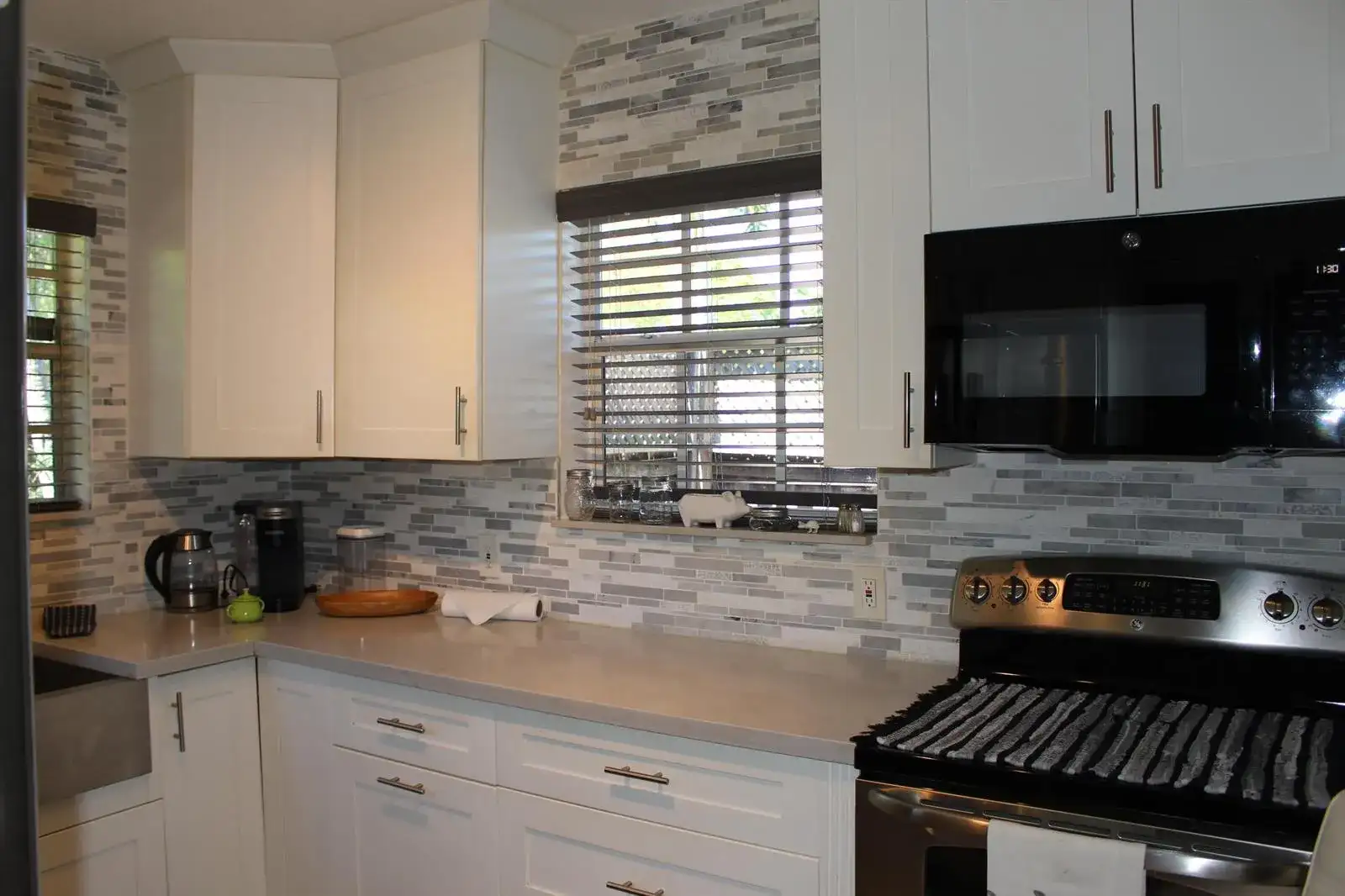 225 Gulfstream Boulevard, Boynton Beach FL 33435 photo 3