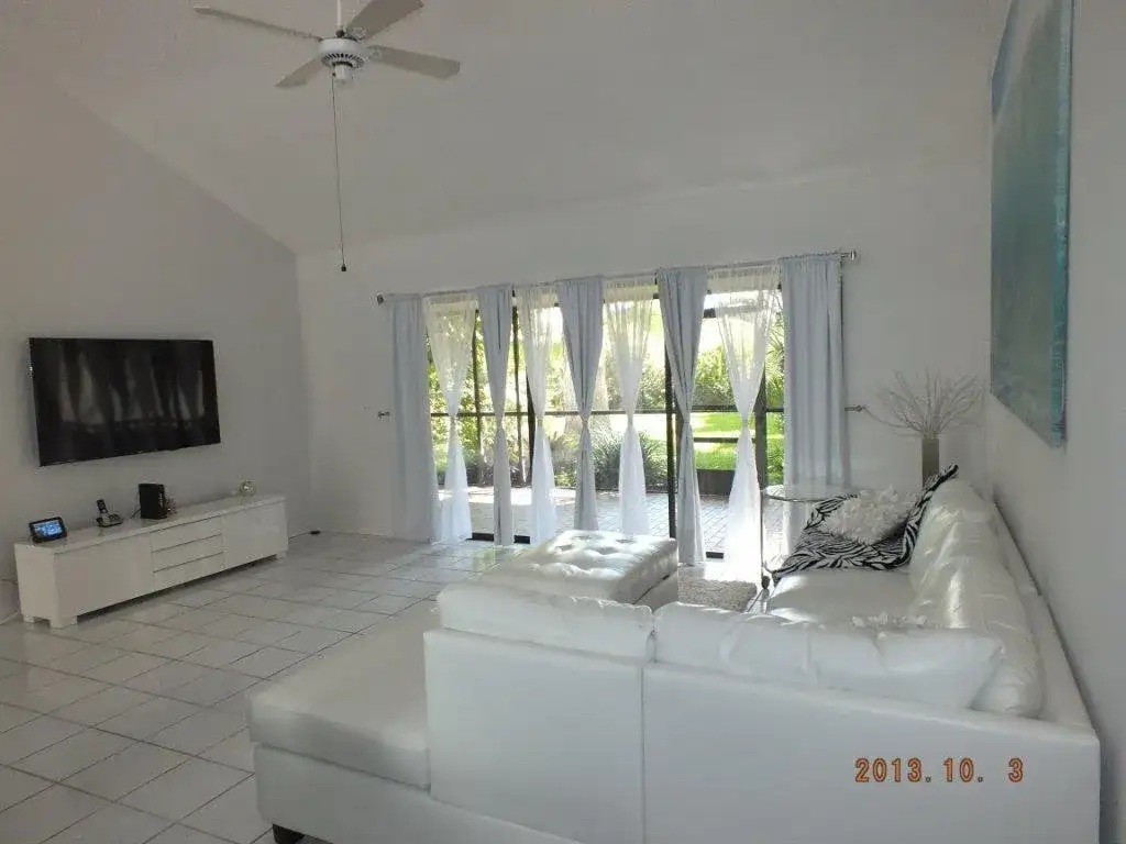 456 E Deer Creek Wildwood Ln Lane E, Deerfield Beach FL 33442 photo 2