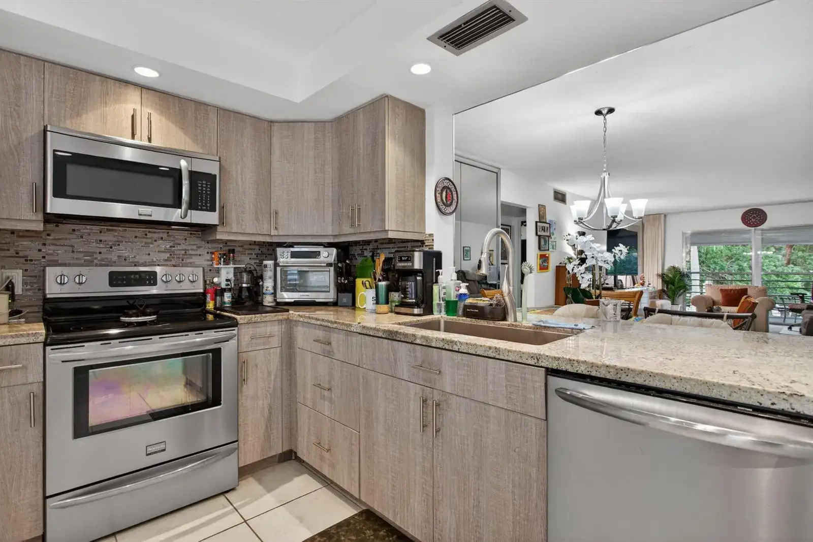3002 Portofino Isle # E3, Coconut Creek FL 33066 photo 4