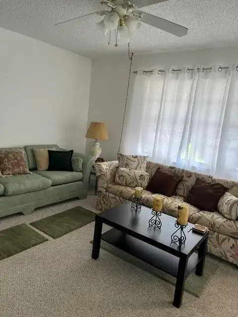 351 Capri H # 351, Delray Beach FL 33484 photo 4
