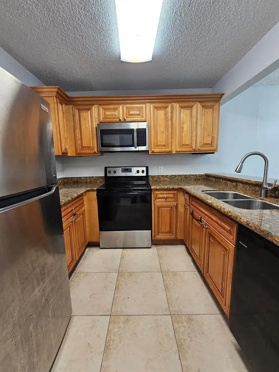 1453 Lake Crystal Drive # D, West Palm Beach FL 33411 photo 4