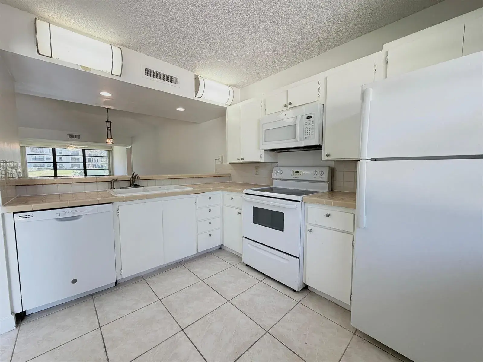 3511 Village Boulevard Unit 103, West Palm Beach FL 33409