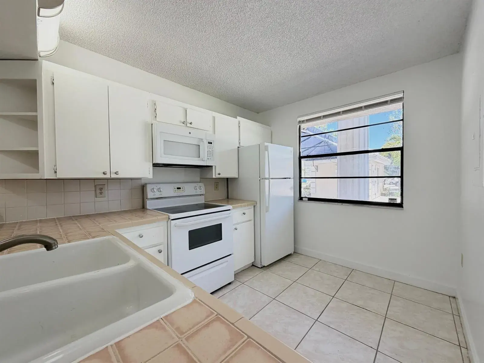 3511 Village Boulevard Unit 103, West Palm Beach FL 33409