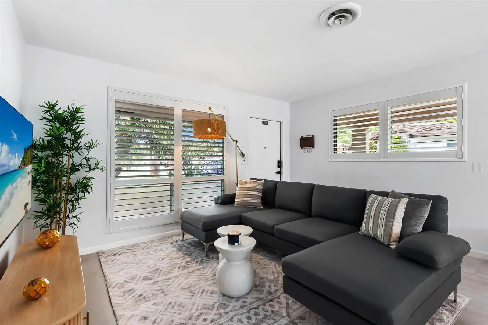 2640 NW 9th Lane, Wilton Manors FL 33311 photo 5
